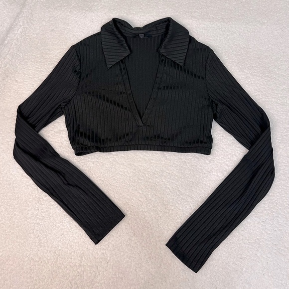 H:ours Black V Plunge Ribbed Cropped Long Sleeve Top - Picture 1 of 8